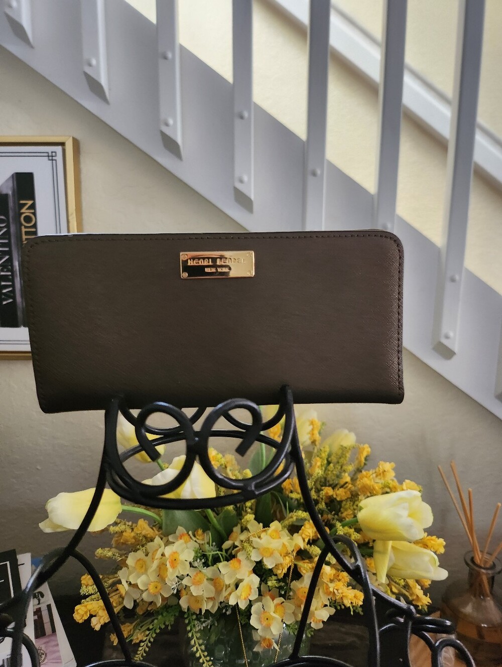 Henri Bendel Continental leather wallet